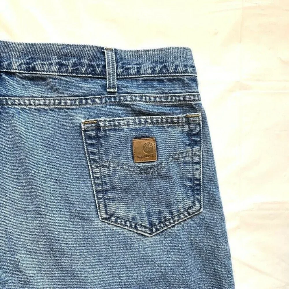 Carhartt Traditional Fit Jeans B18 DST Mens 42x32 Relaxed Medium Blue Wash Denim